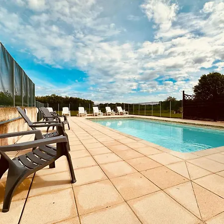 Ensemble 7 Avec Piscines 50 Couchages, Les Naudines Hébergement de vacances Gageac-et-Rouillac