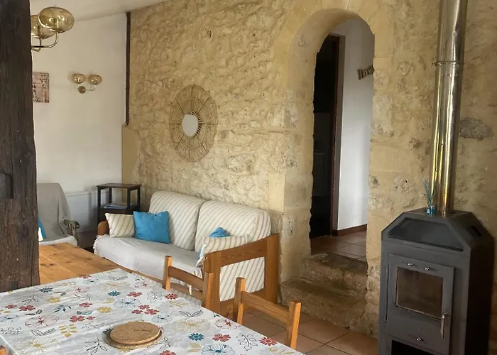 Ensemble 7 Avec Piscines 50 Couchages, Les Naudines
